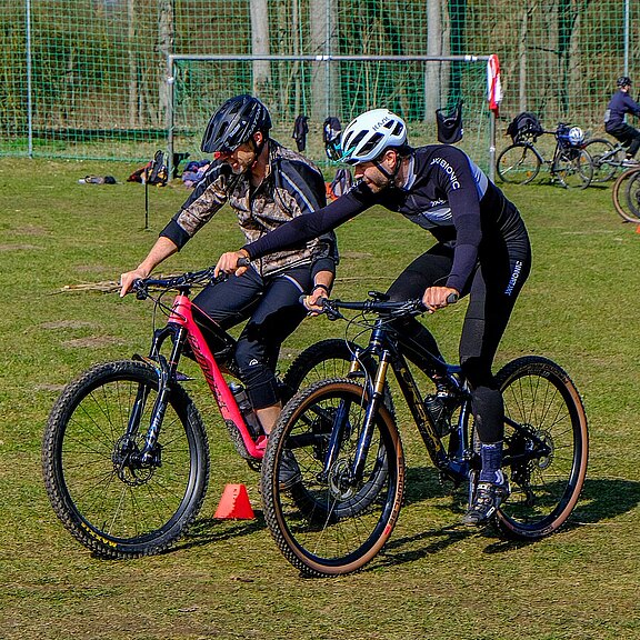 Knut_und_Robert_Quadrat.jpg 